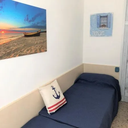 Peaceful Seaside Apartment-beahost *